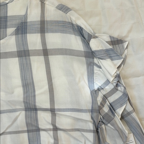 Two by Vince Camuto Blue, Gray and Ivory Plaid Women's Top - Picture 5 of 5